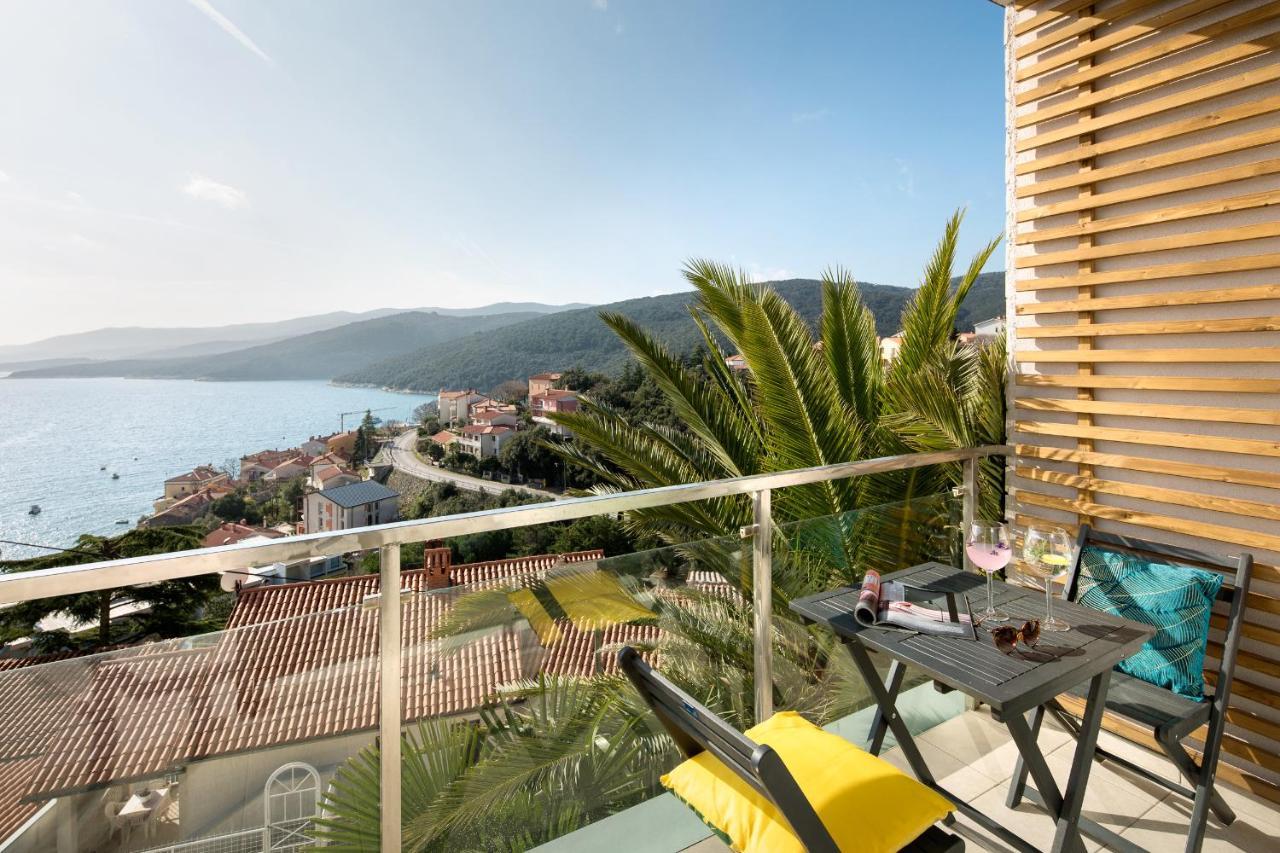 Small Apartment With A Big View Rabac Exterior photo