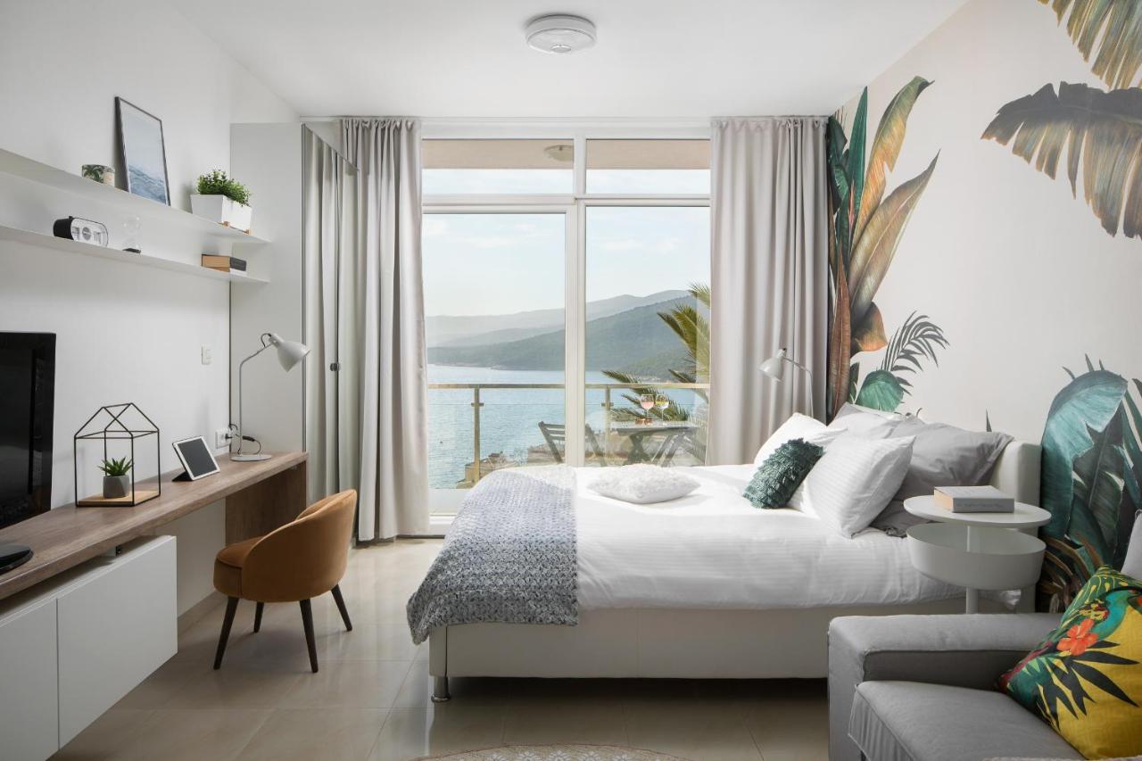 Small Apartment With A Big View Rabac Exterior photo
